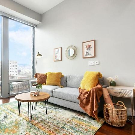 Hostwise Stays - The Washington At Chatham - Free Parking, Private Gym, More! Pittsburgh Dış mekan fotoğraf